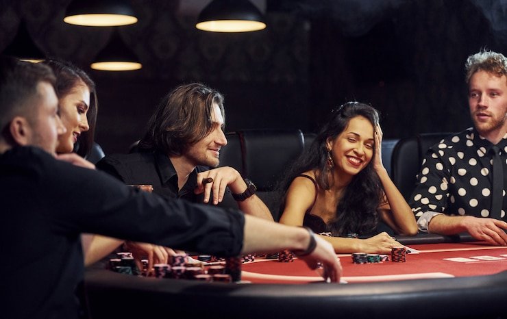 Tampilan halaman utama aplikasi semut togel di perangkat mobile dengan menu akses pembayaran dan permainan